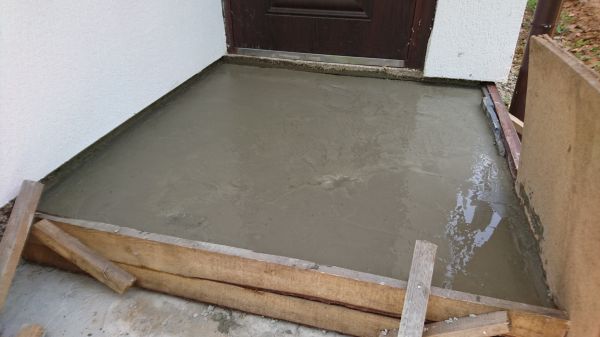 Entryway Concrete Repair in Bryan